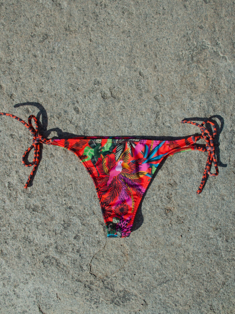 Mix Rojo less con tiritas